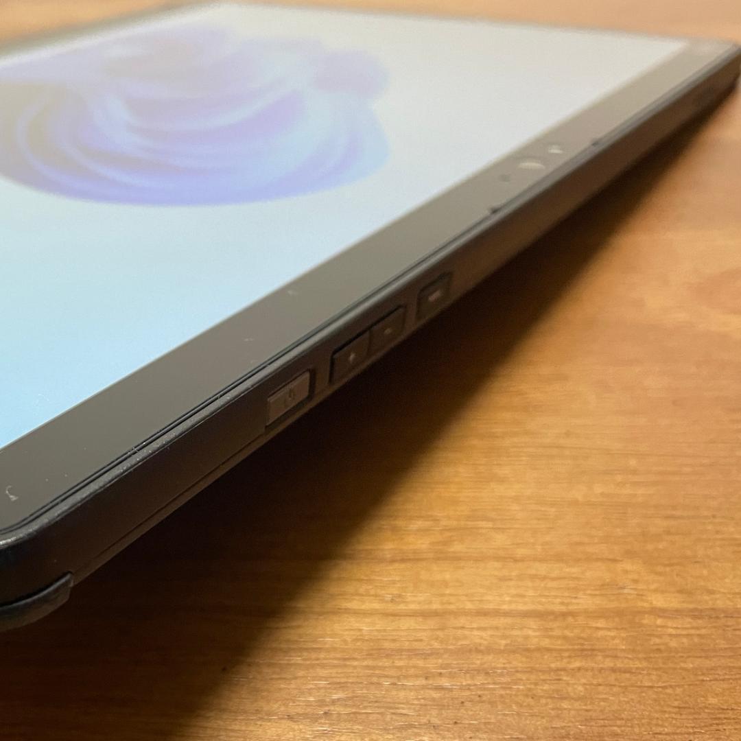 大画面13.3インチ 軽量で使いやすい富士通タブレット Corei5 カメラ付き