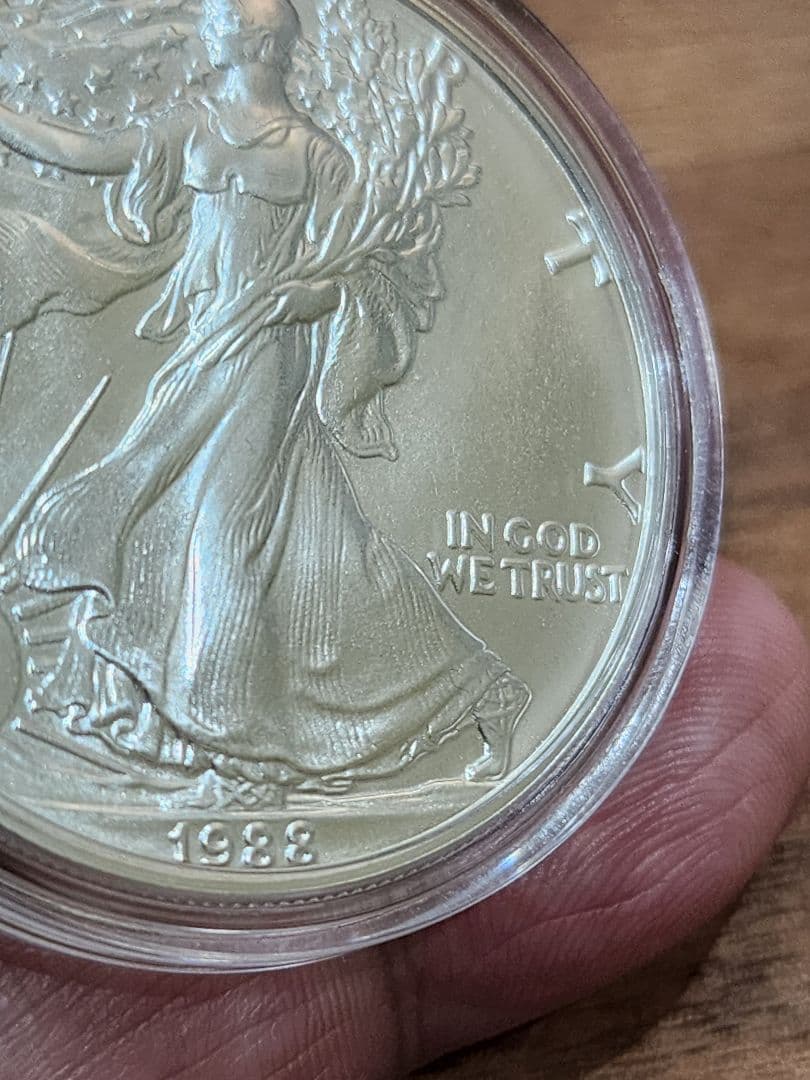 イーグル銀貨　1988年　ウォーキングリバティ　1オンス　oz　記念硬貨　純銀