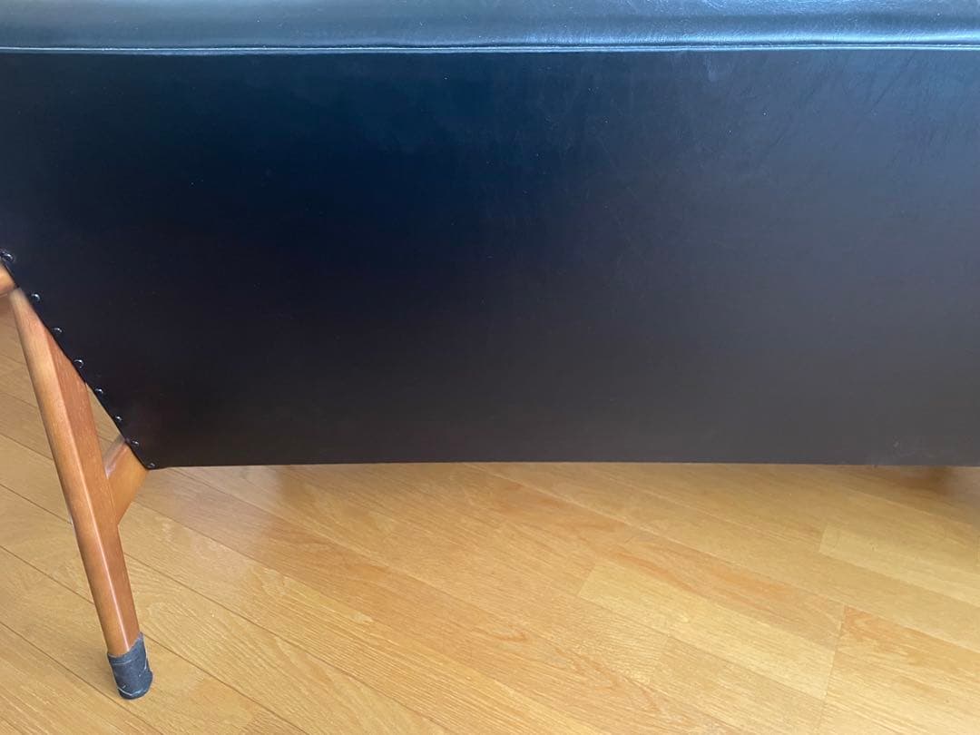 カリモク60 Kチェア 2シーター　脚カバー付き