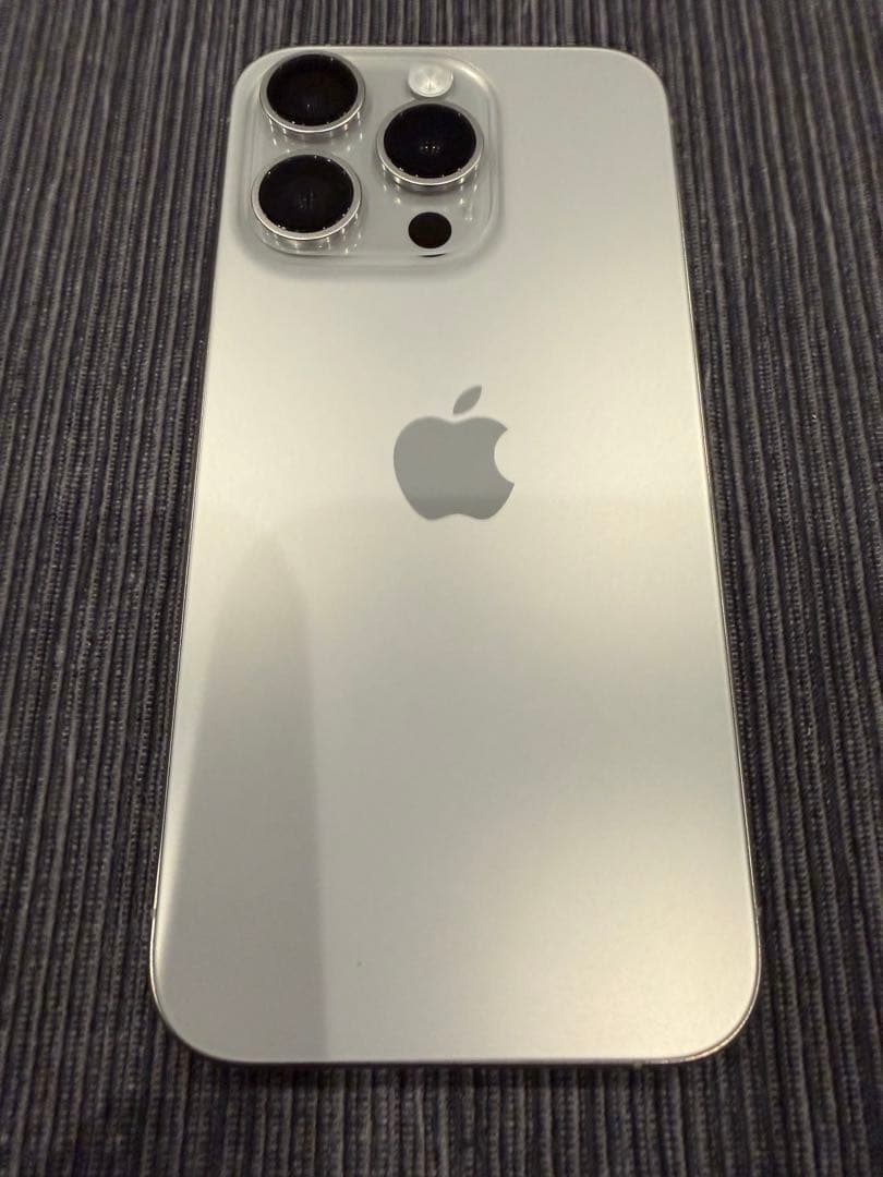 【超美品‼️】iPhone 15 Pro 256GB SIMフリー