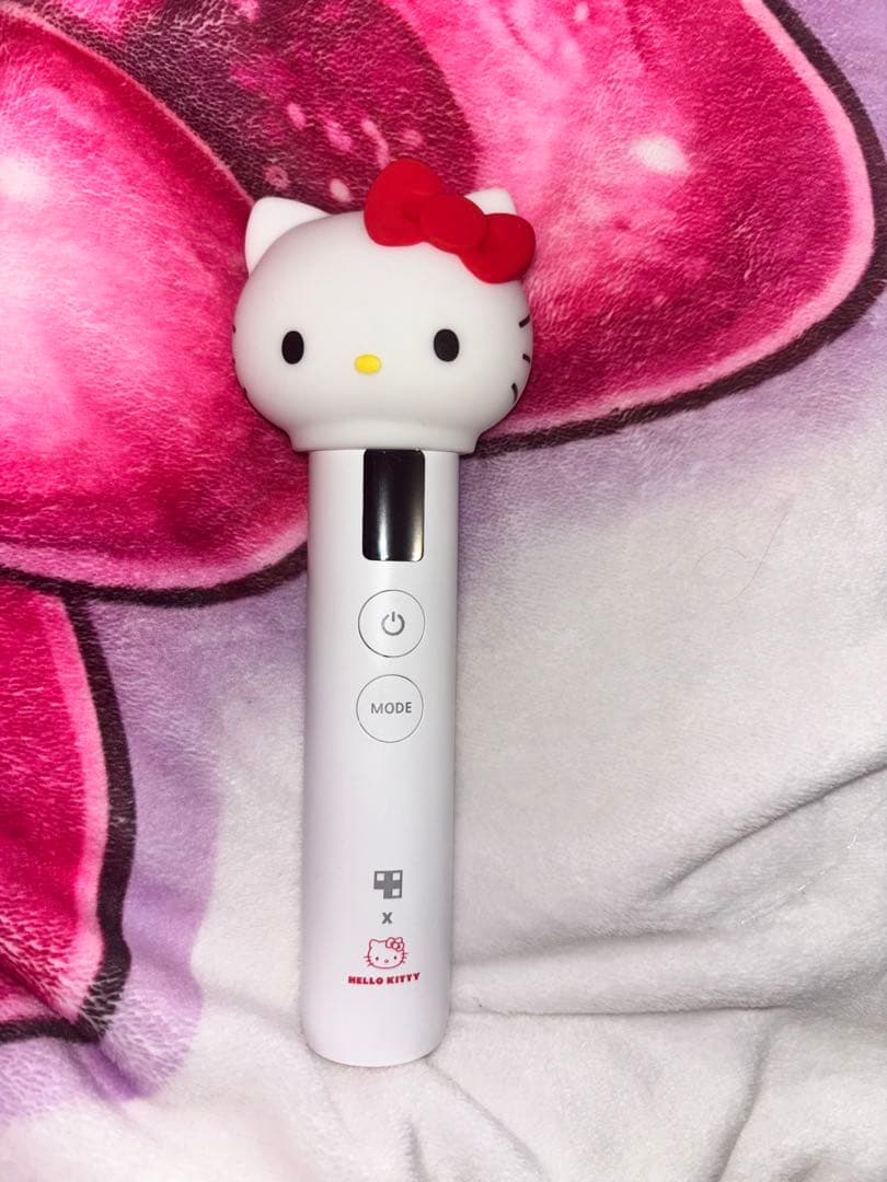 30分限定値下げ価格！medicube ハローキティ エアブースタープロ