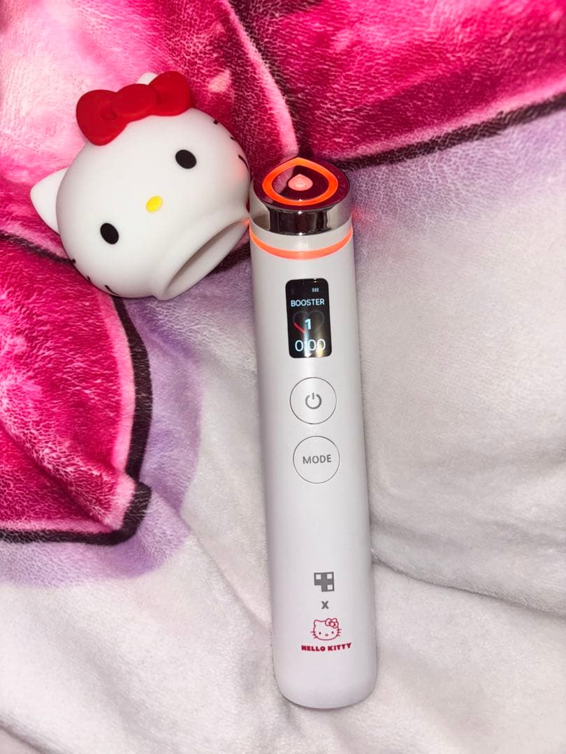 30分限定値下げ価格！medicube ハローキティ エアブースタープロ