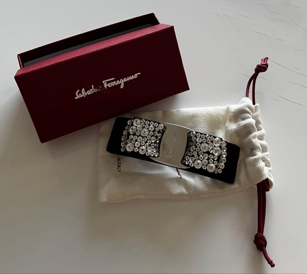 ferragamo フェラガモ　バレッタ