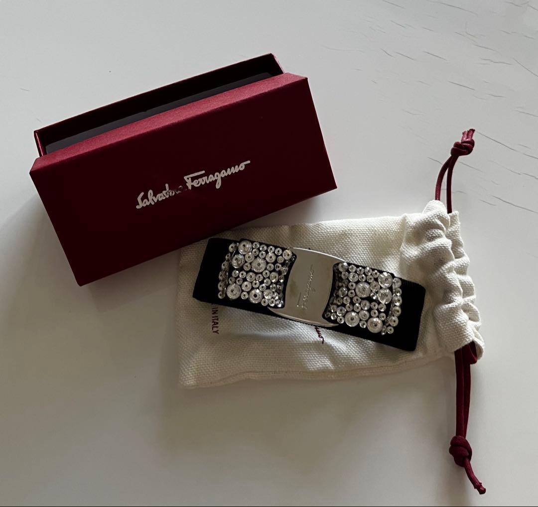 ferragamo フェラガモ　バレッタ