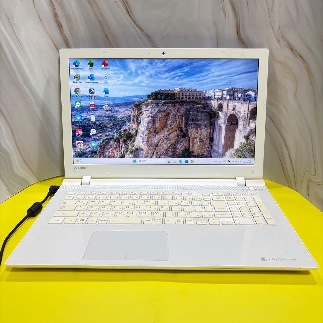 6世代【美品】オフィス付★東芝ノートPC★新品SSD＆Corei5＆メモリ8GB