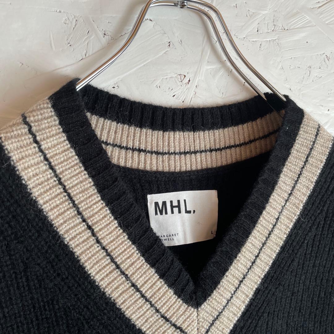 2024AW【MHL.】ウールニットVネックニットベスト　黒　L