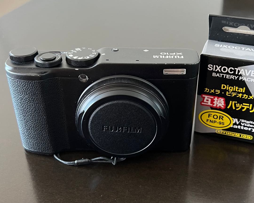 Fujifilm XF10 コンパクトデジタルカメラ
