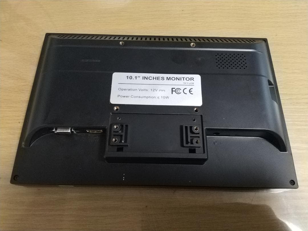 Lilliput 10.1インチ タッチスクリーン/スピーカー付きディスプレイ