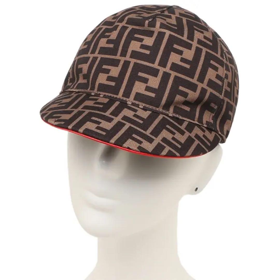 FENDI ロゴプリント ベースボールキャップ