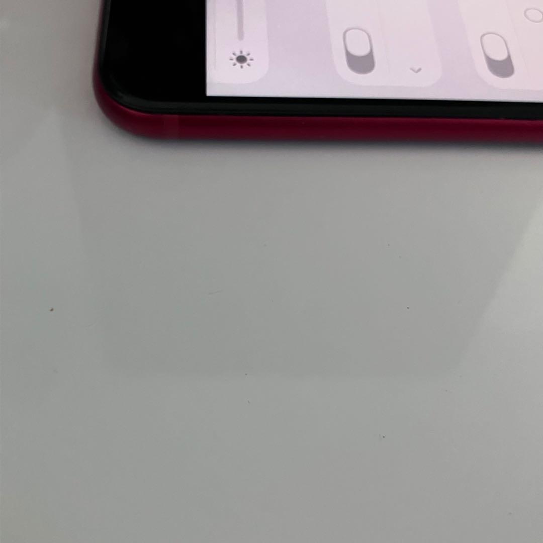 バッテリー新品　iPhoneSE第3世代　本体64GB SIMフリー　付属品付き