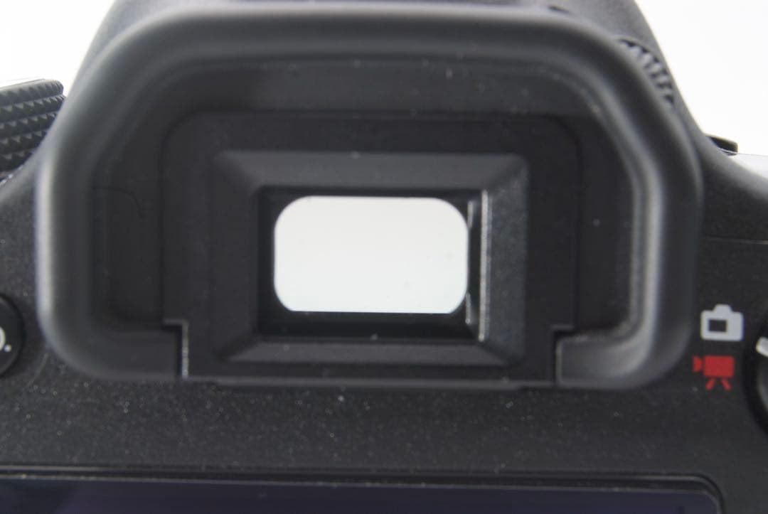 【圧倒的描写力】Canon EOS 6D 単焦点レンズキット フルサイズ　美品