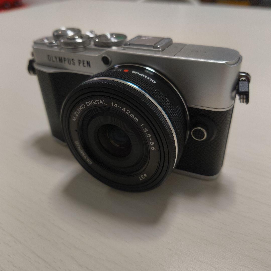 オリンパス PEN E-P7 14-42mm EZレンズキット おまけ付