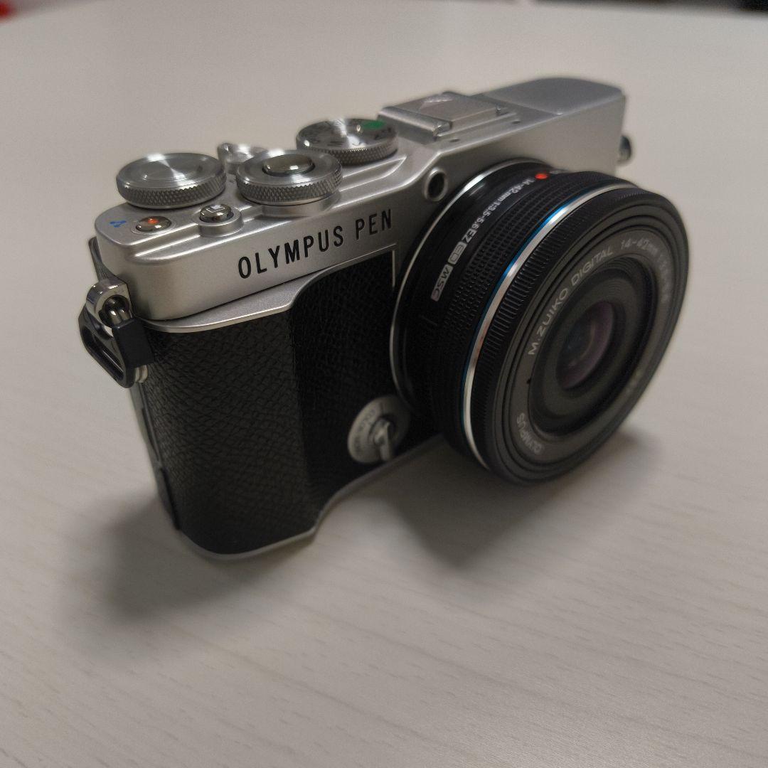 オリンパス PEN E-P7 14-42mm EZレンズキット おまけ付