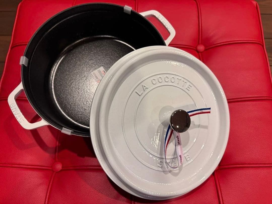 Staub ピコ ココット ラウンド 26cm レアなホワイト新品未使用 激安！