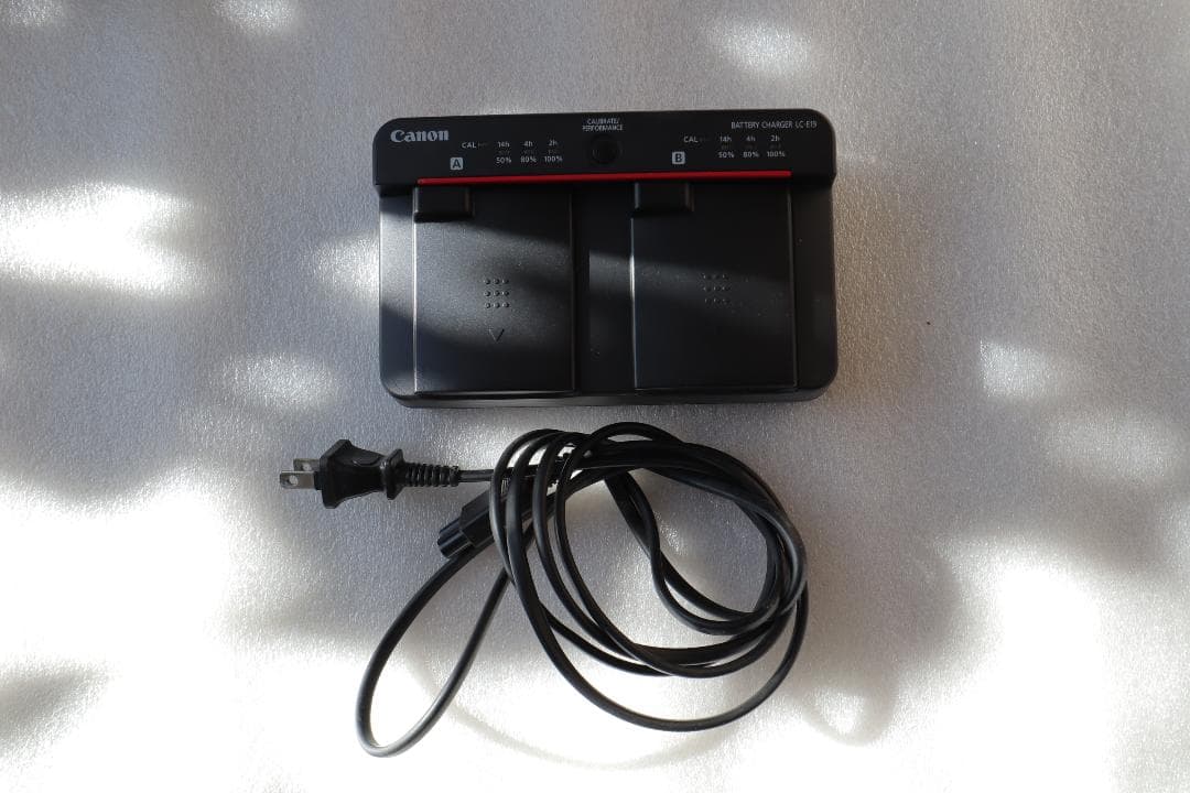 Canon EOS R3 ボディ（箱、他付属、美品）予約済み