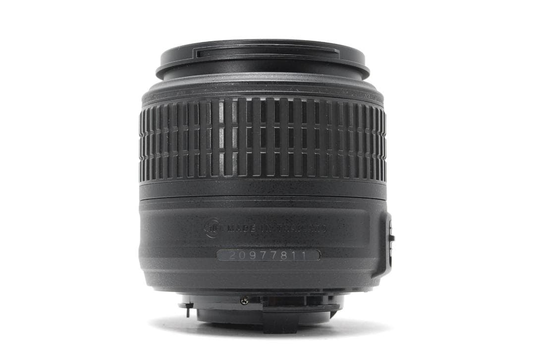 【新品級美品】Nikon D3300 高精細2416万画素 動画撮影 小型軽量