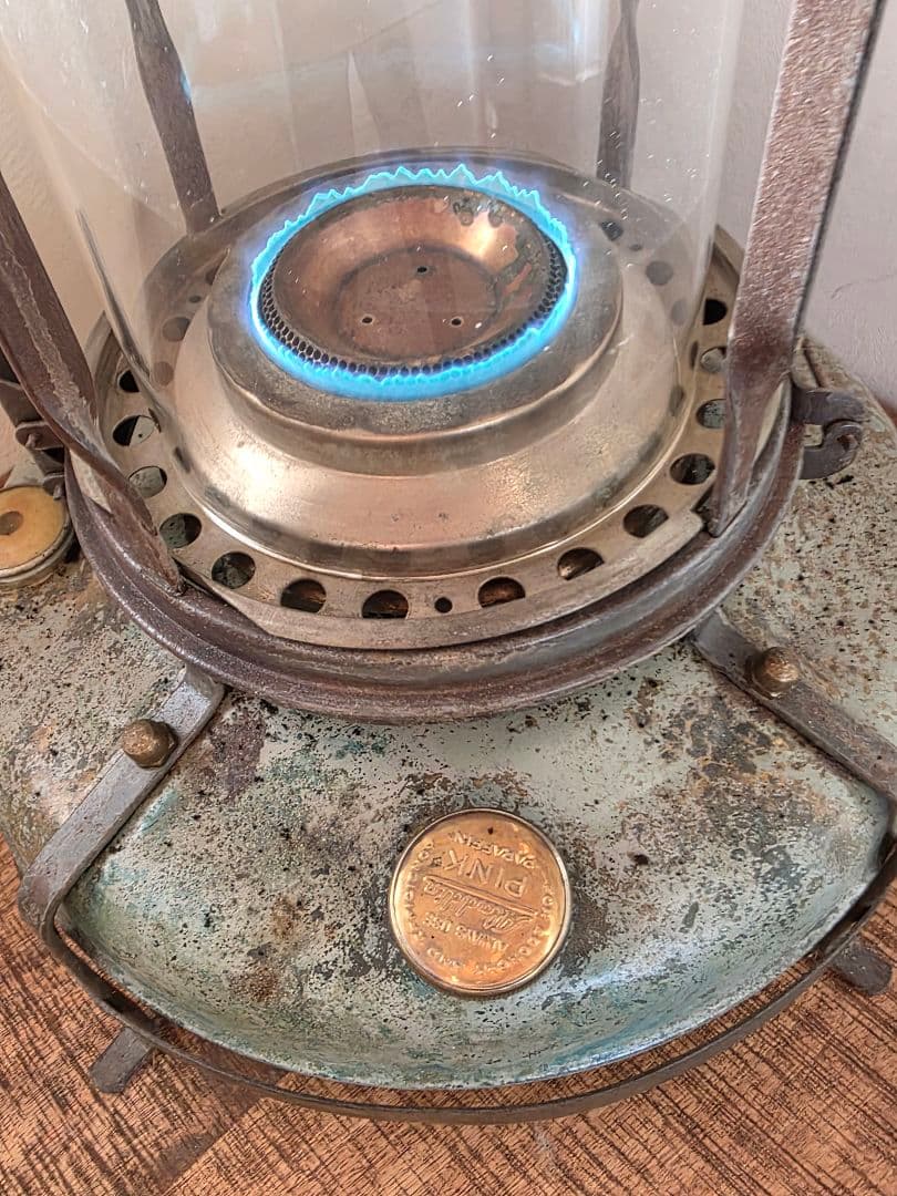 n*u様 激レア ８型　アラジンストーブ　 ビンテージストーブ　捻りフレームガラ