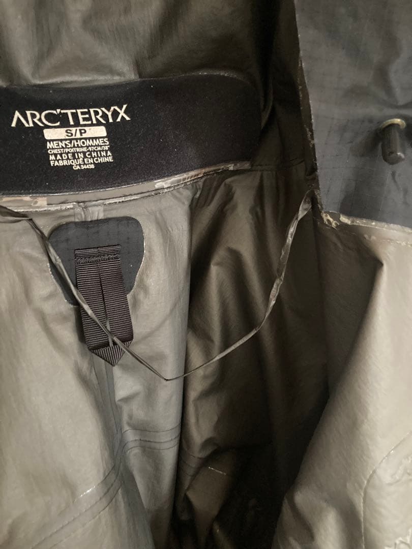 アークテリクス　アルファSL？状態考慮