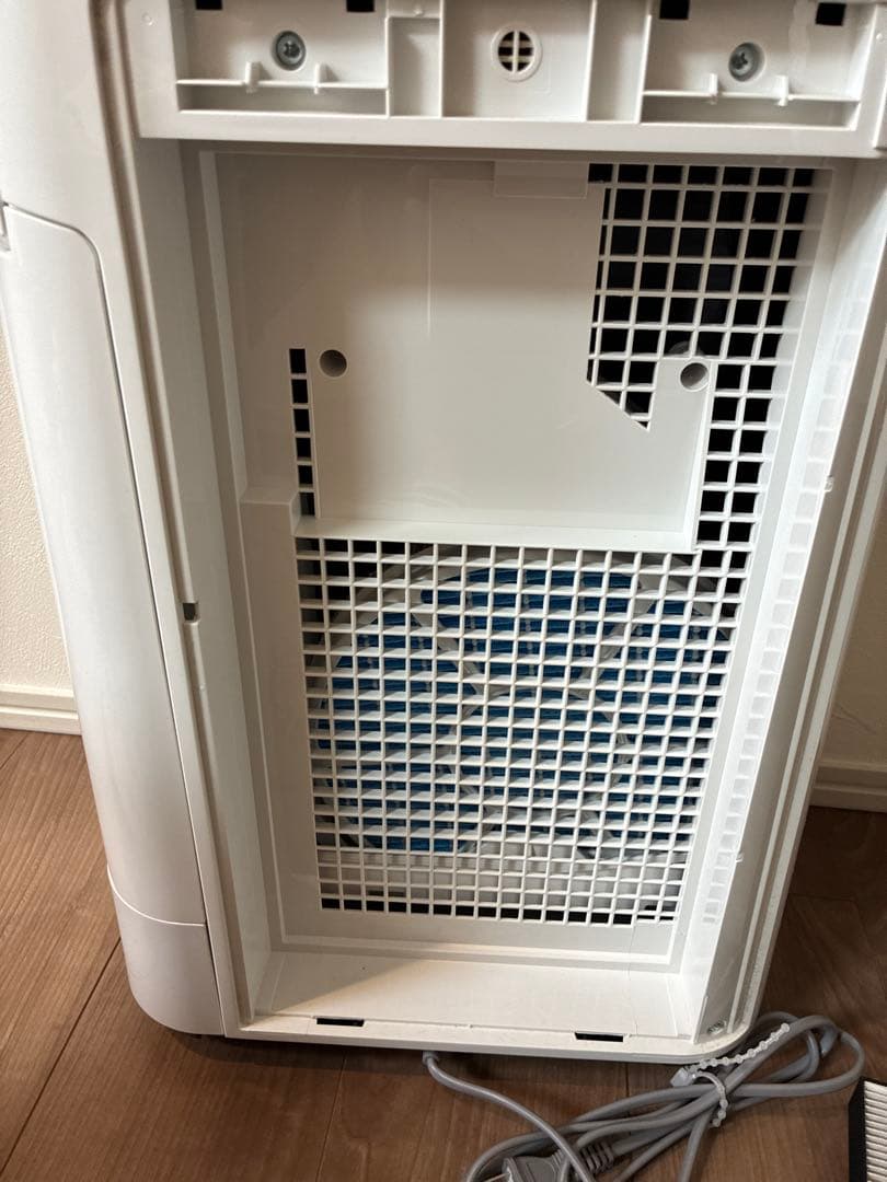 シャープ 加湿 空気清浄機 プラズマクラスター 7000 KC-N50-W