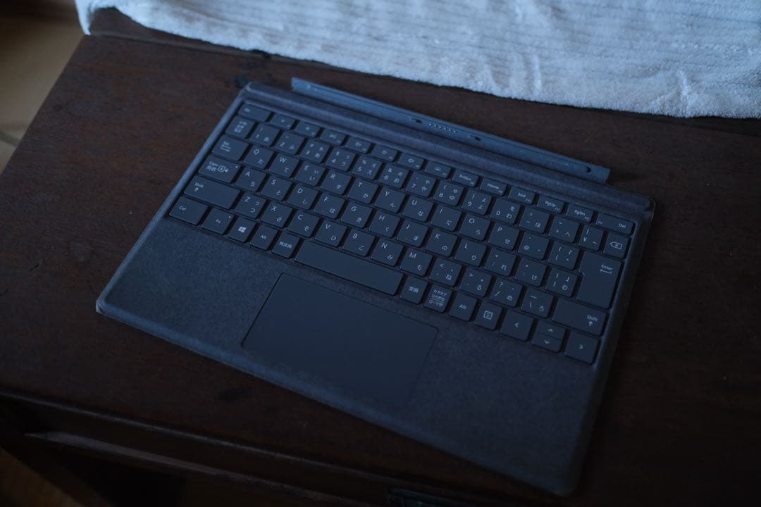 Microsoft Surface Pro 6 タイプカバー・ケース・充電器付