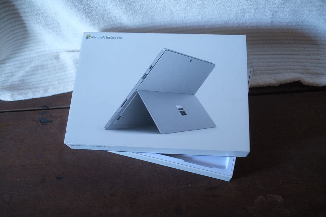 Microsoft Surface Pro 6 タイプカバー・ケース・充電器付