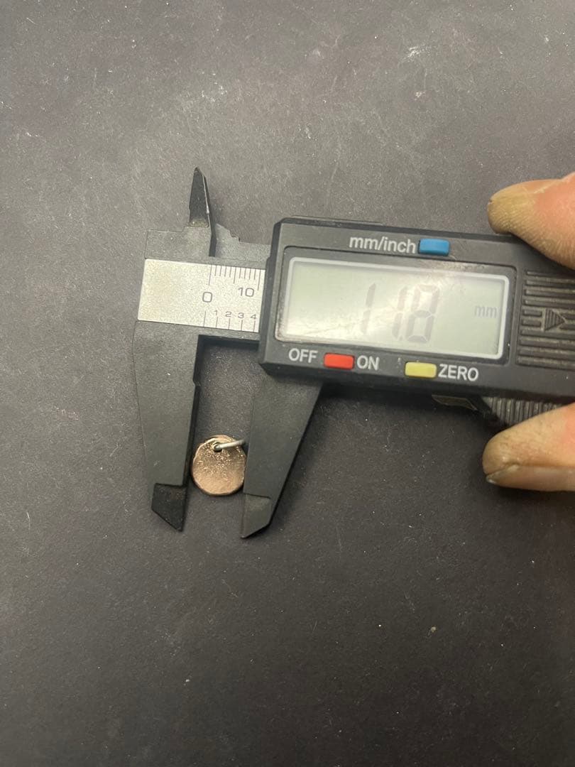 K18刻印　叩きメタル　ペンダントトップ　ネックレス　2.19g