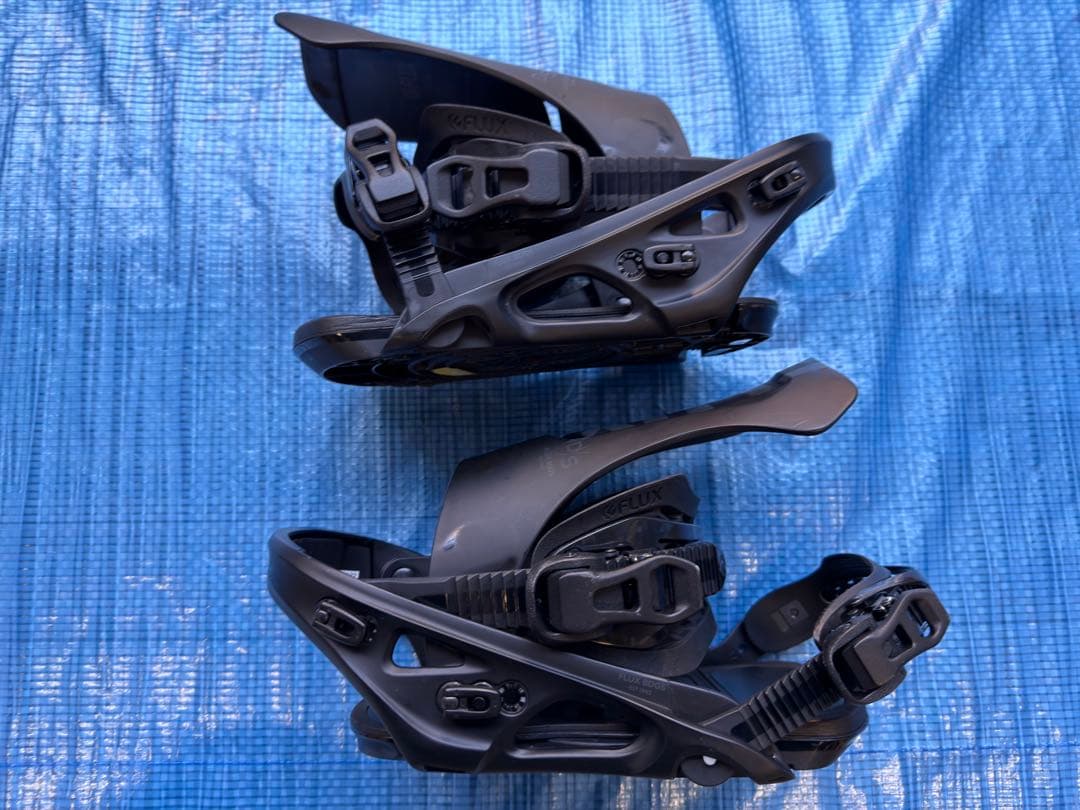 FLUX DS 21-22モデル　BLACK ブラックM 中古