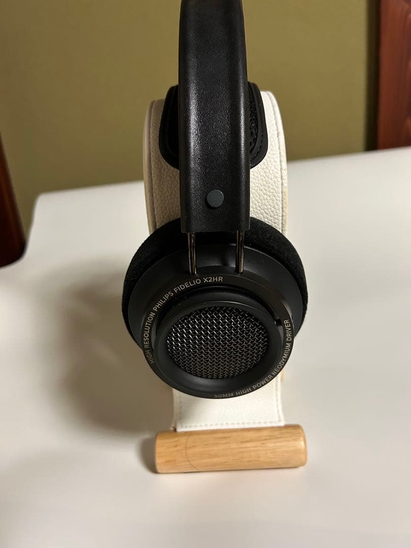 フィリップス　Fidelio開放型ヘッドホンX2HR