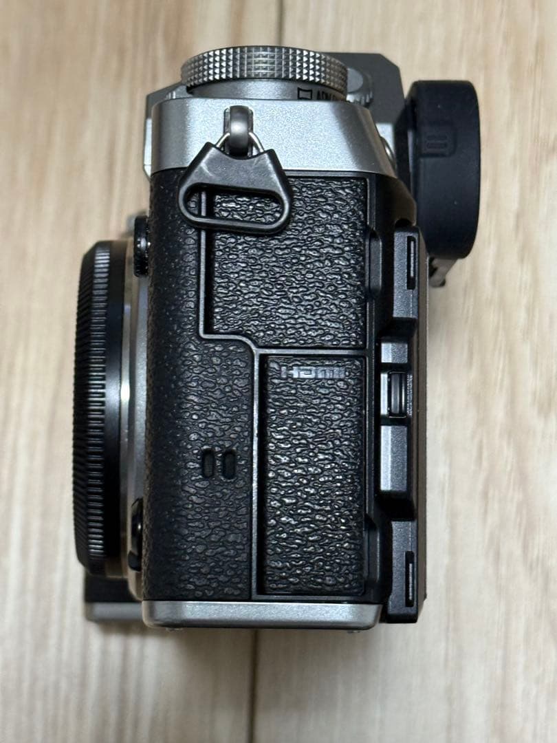 富士フイルム X-T5 ボディ 元箱&付属品あり シャッター数 約7,600回