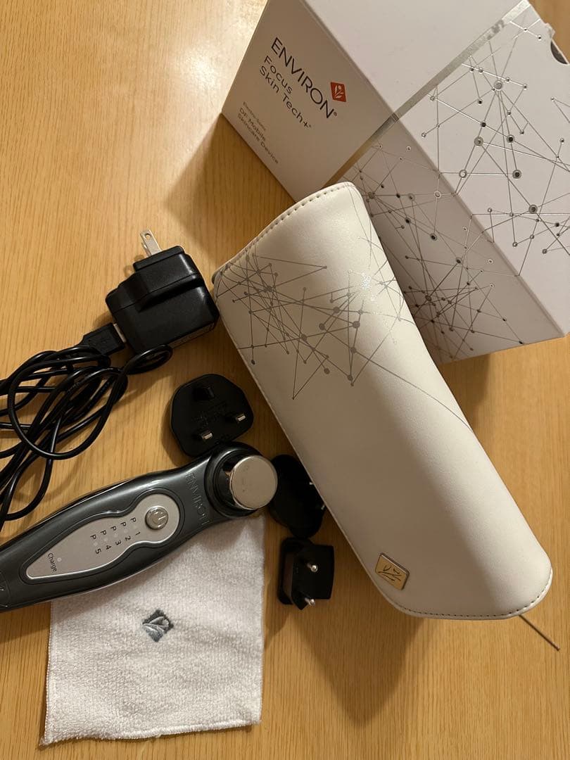 エレクトロソニック DFモバイルスキンケアデバイス