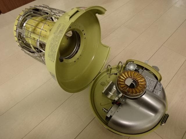 センゴクアラジン　ガスストーブ　BEAMS限定モデル　きつね色　専用バッグ付属