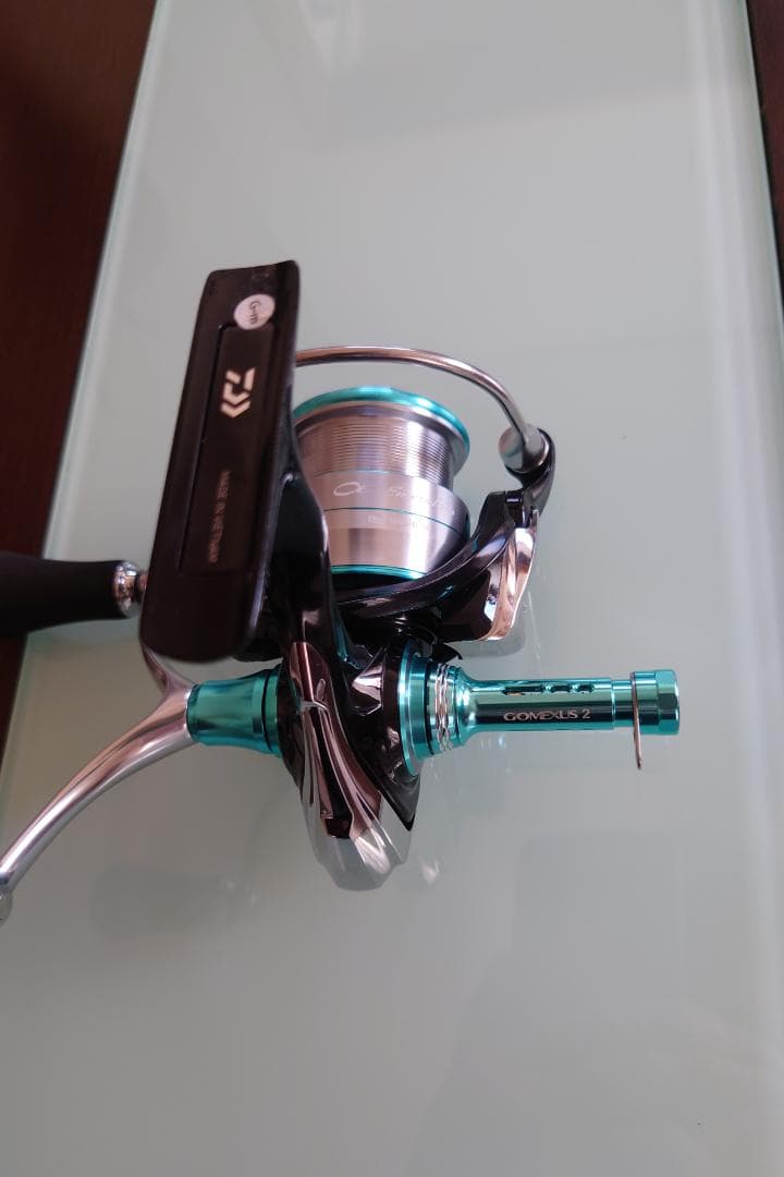 ◆ダイワ 19エメラルダス LT2500S-H-DH◆GOMEXUSスタンド付☆