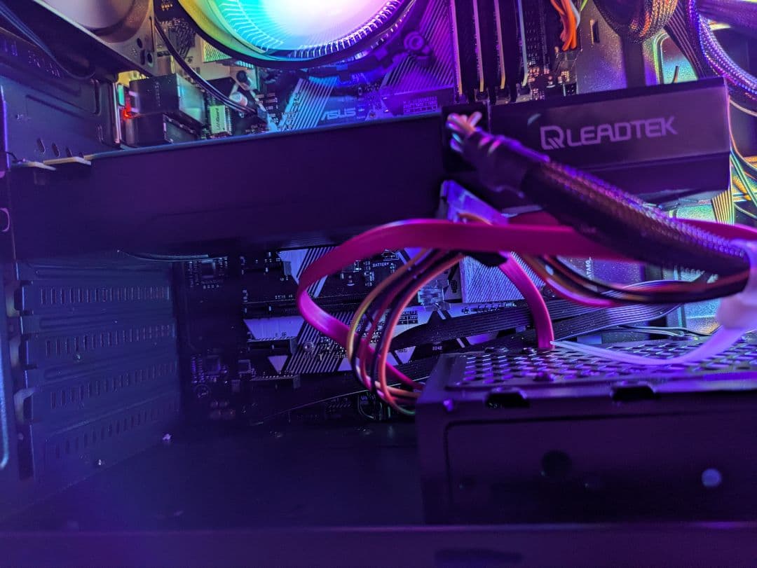 た*）様 期間限定! 12月14日まで激安スタート!! ZALMAN　T8 　マ