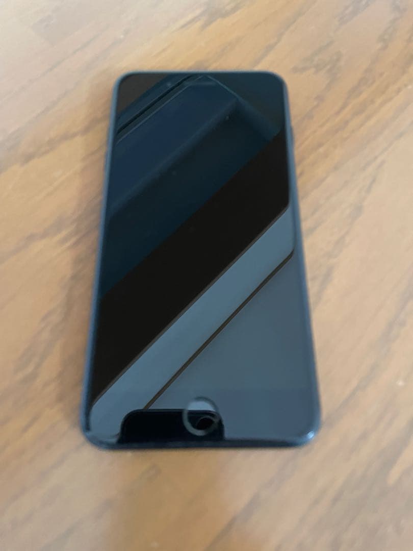 Apple iPhone7 Plus ブラック32GB SIMフリー