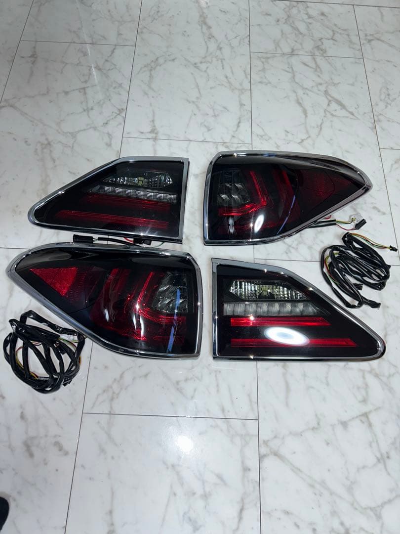超美品10系レクサスRX ファイバーLEDテールクリスタルアイ 流れるウインカー