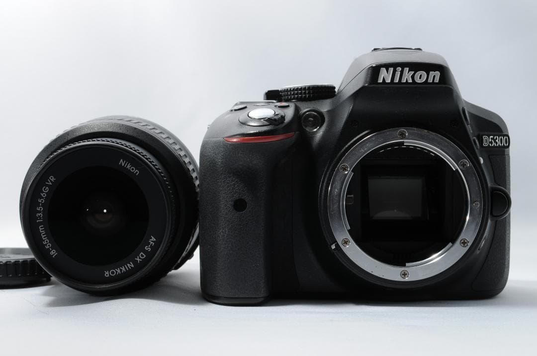 ご家族の成長記録に❗️Nikon D5300✨手ブレ補正＆WiFiでスマホ転送