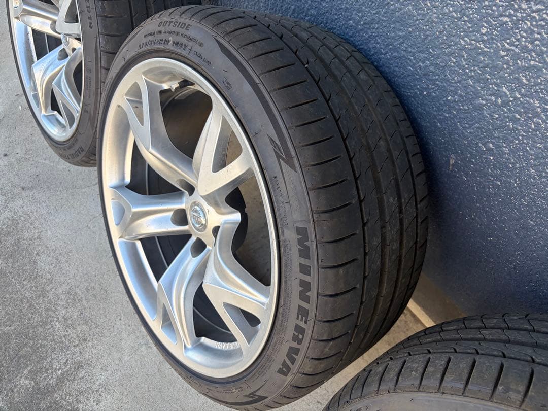 Z34 純正ホイール 19in 114.3x5h【2/5まで限定値下げ】