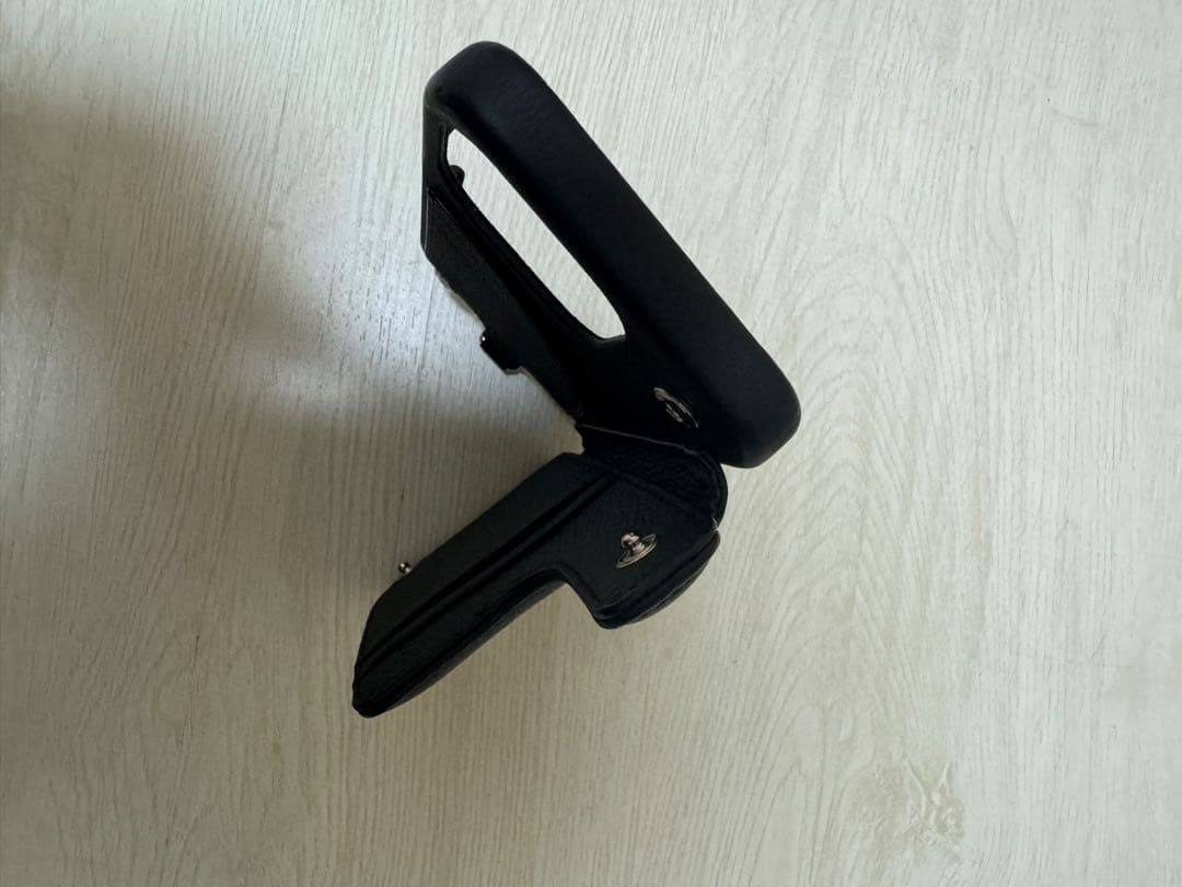 DEMIU デミュウ BALLON iPhone15Pro スマホケース