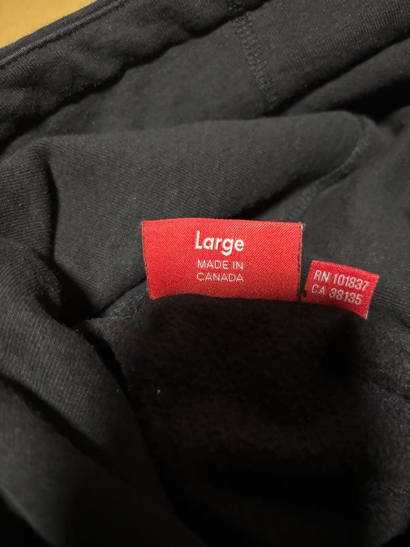 Supreme ボックスロゴパーカー　23FW