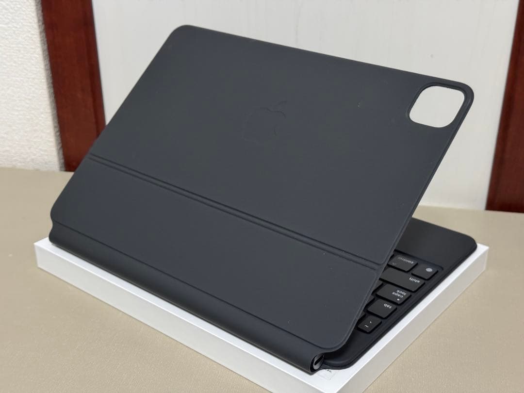 iPad 11インチ Magic Keyboard MXQU2LL/A US配列