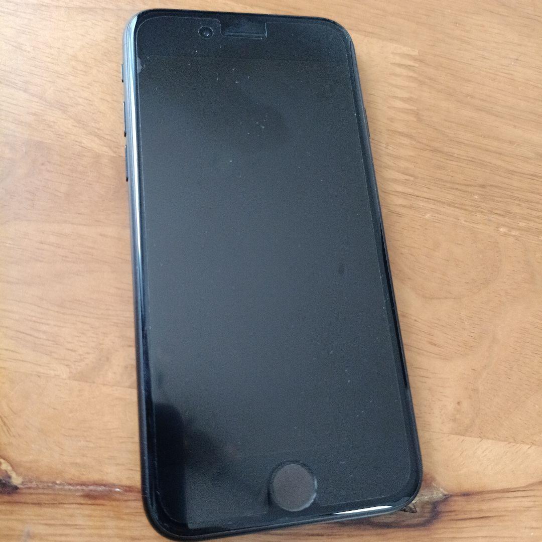 iPhone se2 第2世代 ブラック simフリー