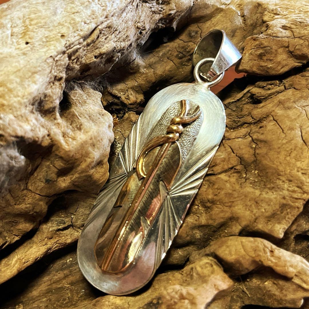 navajo リーベネット　インディアンジュエリー　ペンダント　トップ