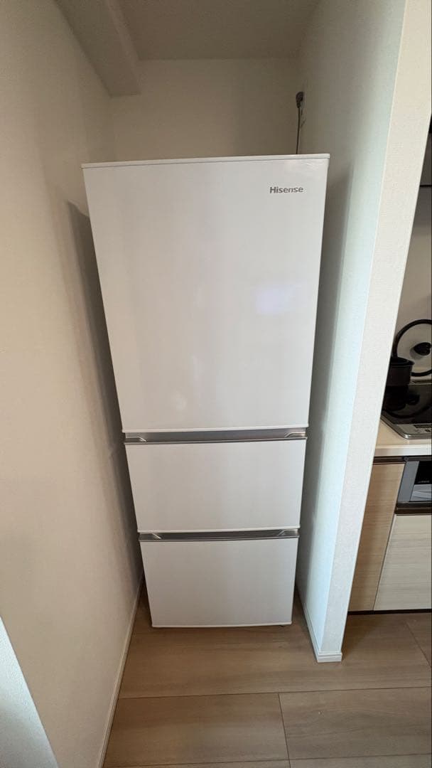 Hisense 3ドア冷蔵庫 282L HR-D2801W 真中野菜室・自動霜取