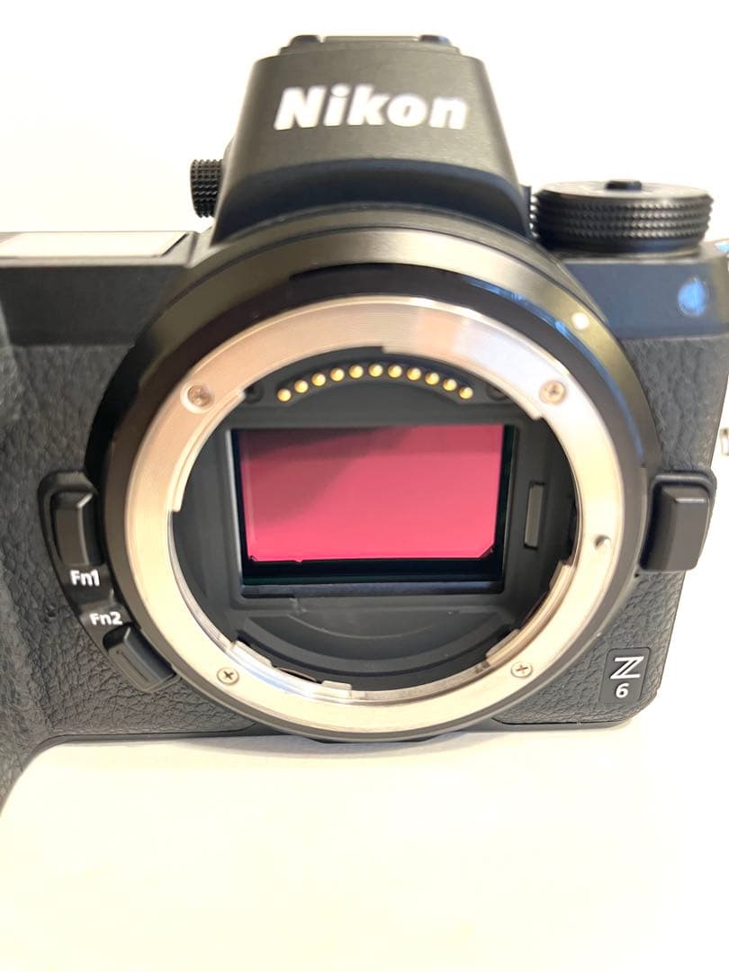 Nikon Z 6 、バッテリー、ストラップ、22,500ショット、レリーズ付