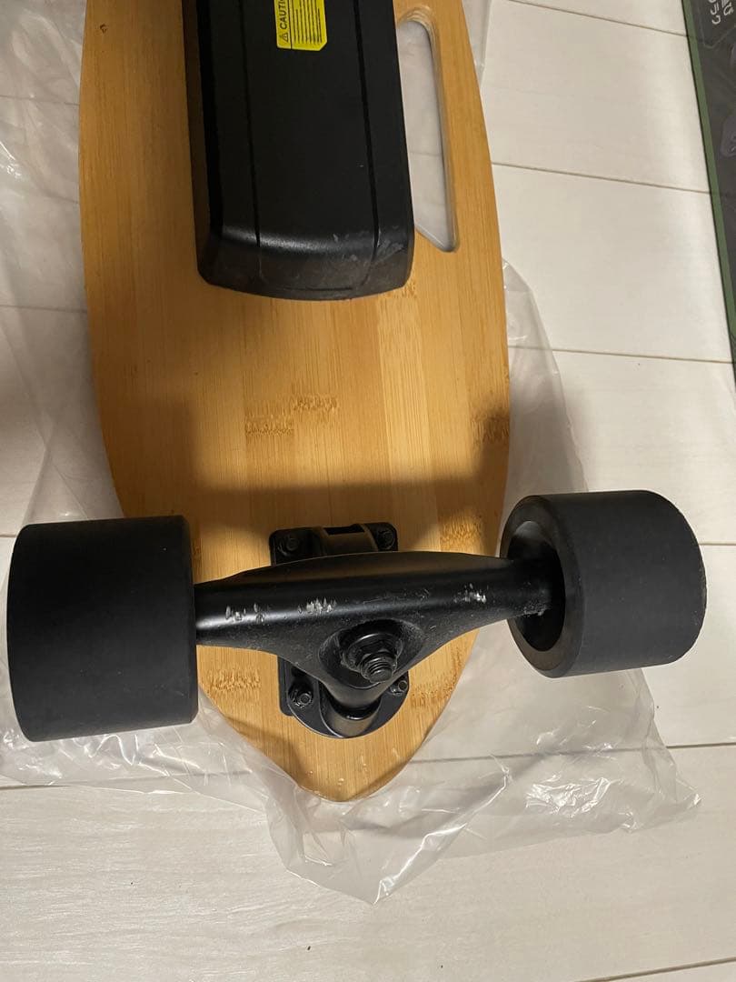 エレクトリックスケートボード　電動スケートボード