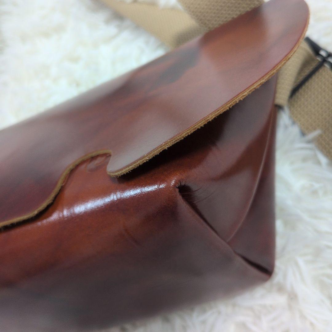 極美品　uni&co ユニアンドコー メッセンジャーバッグ　キャメル　XS