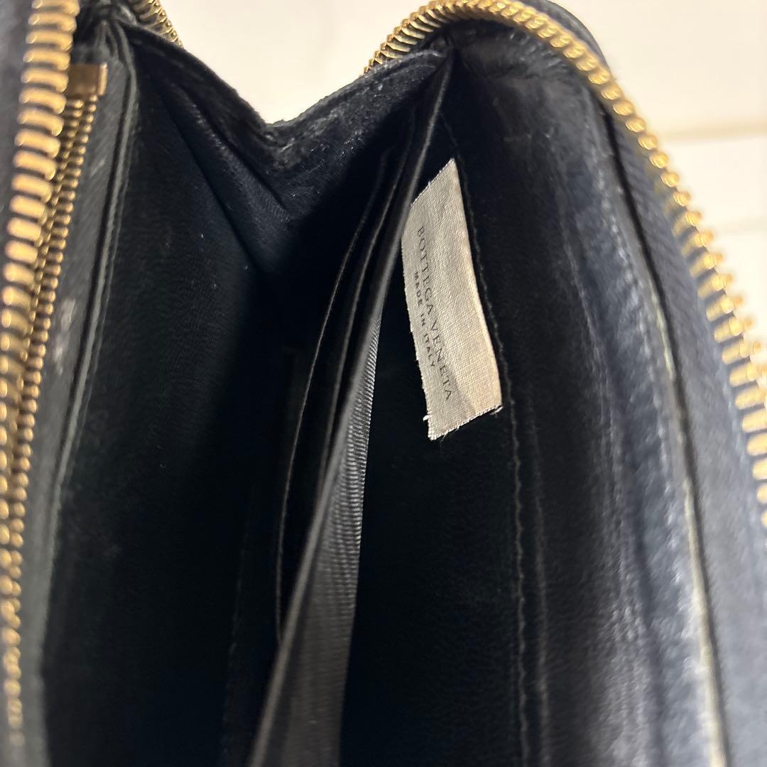 BOTTEGA VENETA ボッテガべネタ　ジッピー長財布　ブラック