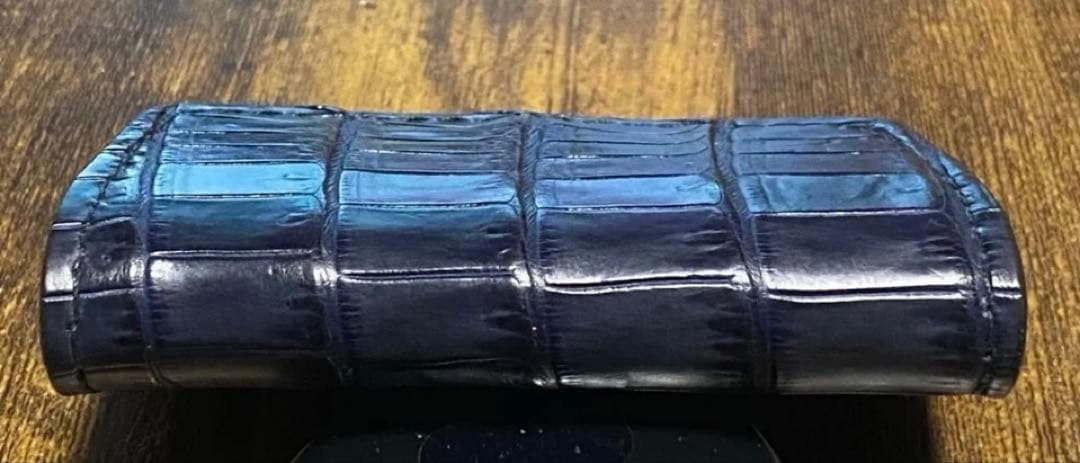 超美品　クロコダイル（テール） ケース　ネイビー