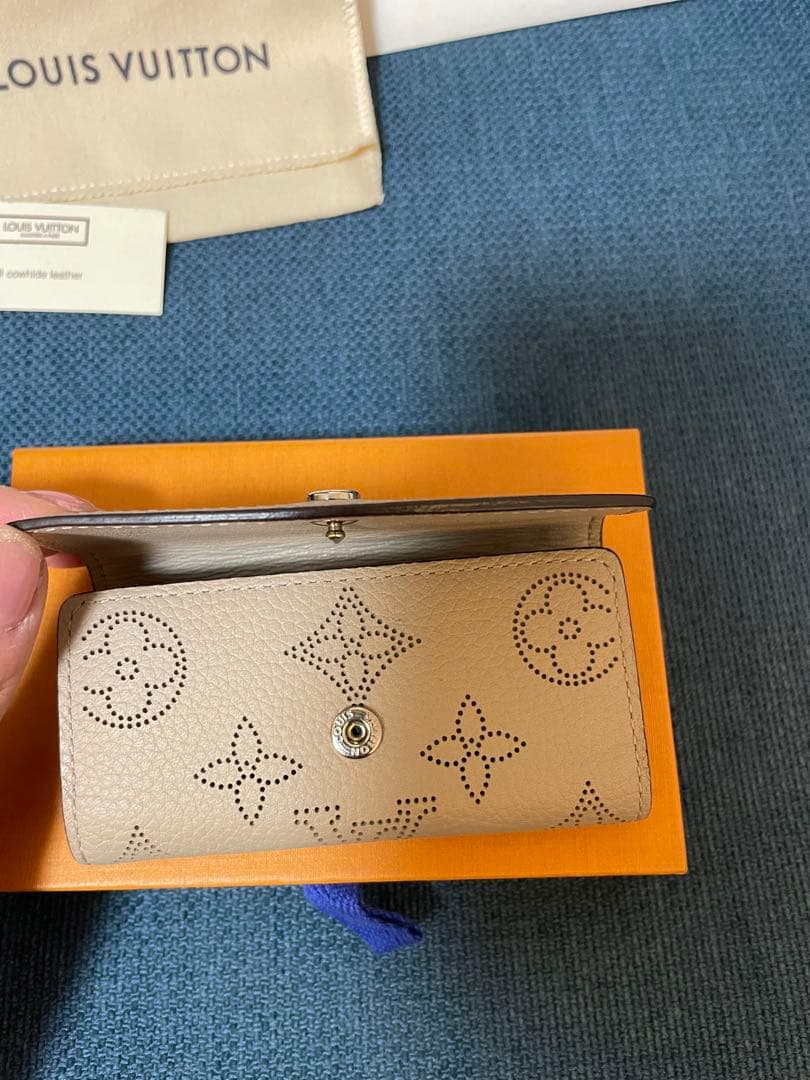 LOUIS VUITTON キーケース ミュルティクレ4　マヒナ