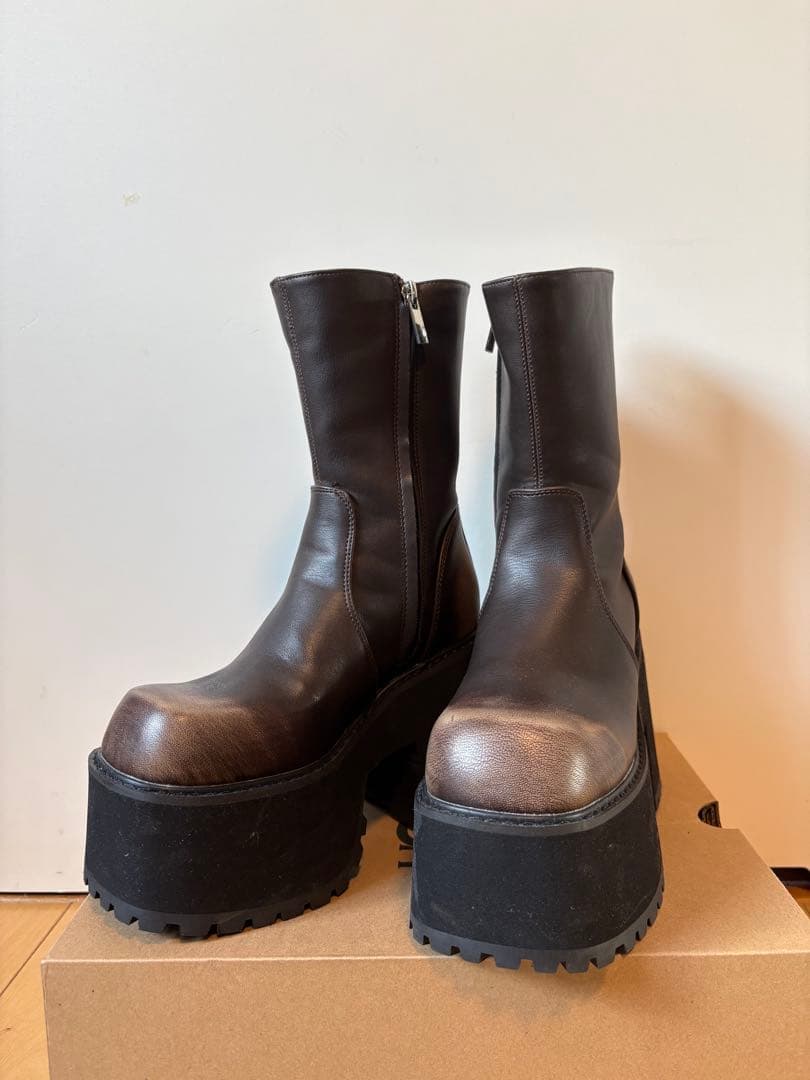 SLY CHUNK SOLE COVOERDブーツ|ロングブーツY2K